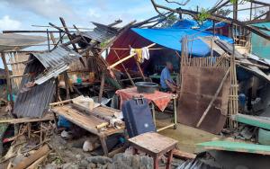 Brgy. Nazareth, Basilisa, Dinagat Islands: Many villages along the coastal areas were hit by the typhoon, leaving damaged houses. While some families take refuge in evacuation centers, others choose to rebuild their homes with whatever materials they can find.