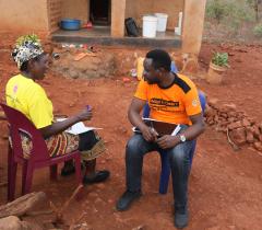 Hypertension patient speaks with MSF supervisor in Zimbabwe, October 2020