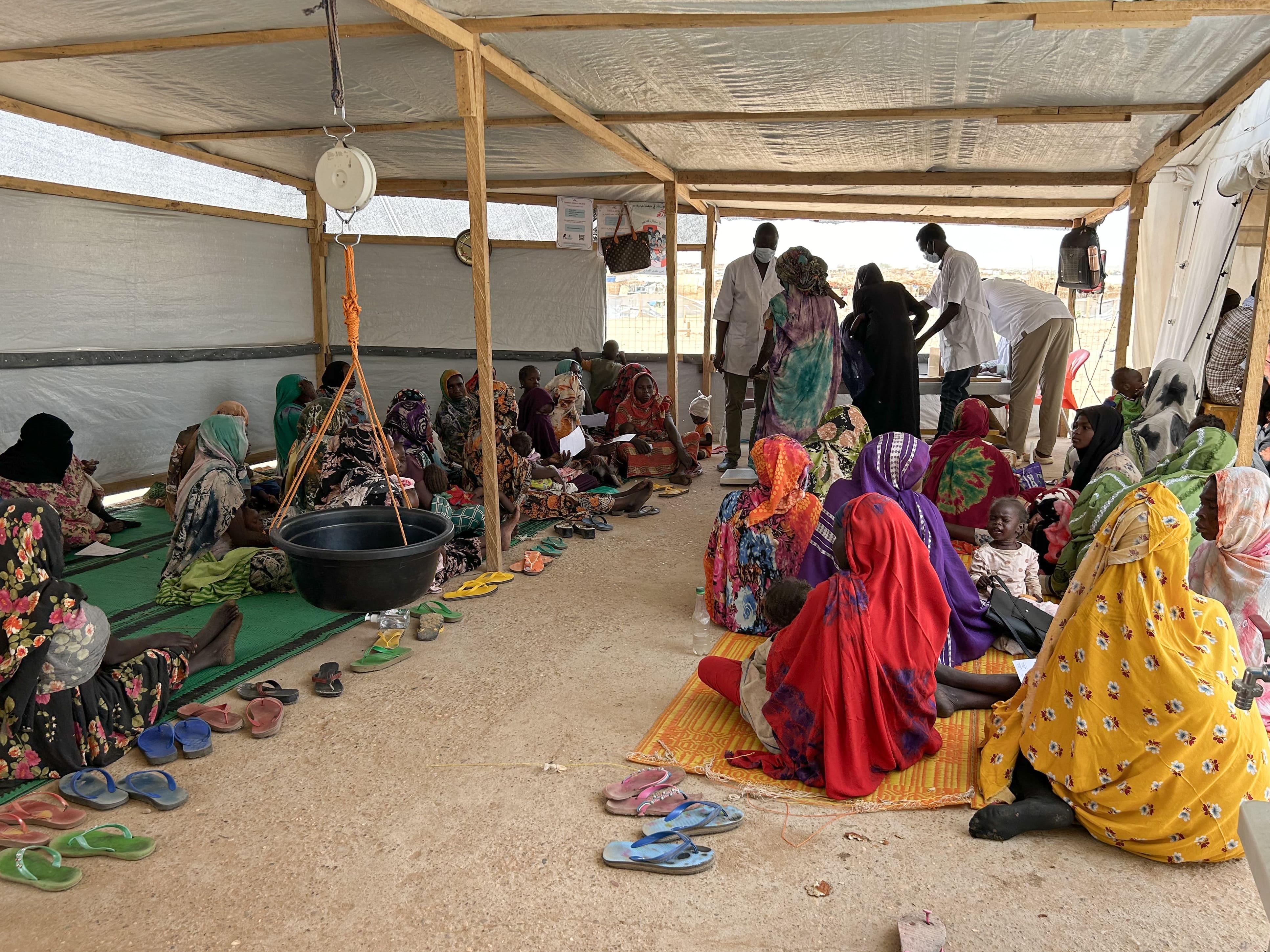 Adre, Chad: View of the triage room where patients are sorted according to the severity of their symptoms, inside the MSF clinic in refugees’ site in Adré, Eastern Chad.