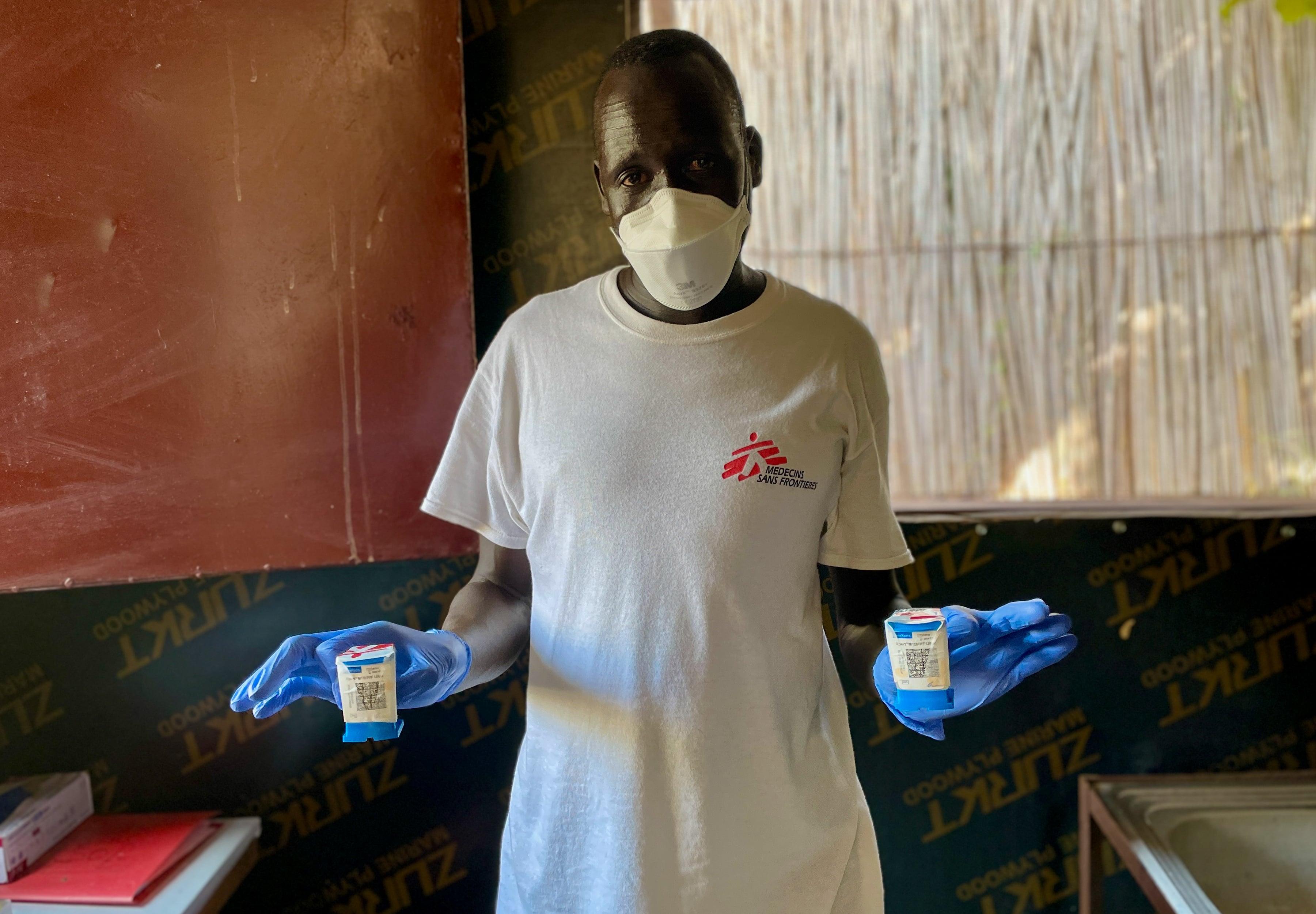 Life-saving genexpert: Wengo Chuol Mwon, laboratory supervisor in MSF hospital in Leer, is showing some samples collected to diagnose TB cases.