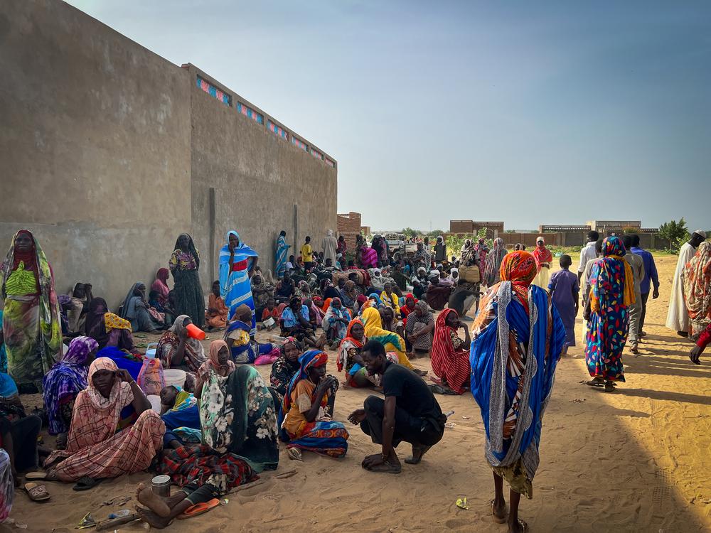 Image showing over 600 war-wounded Sudanese arrive in Adré Hospital, Sudan. 